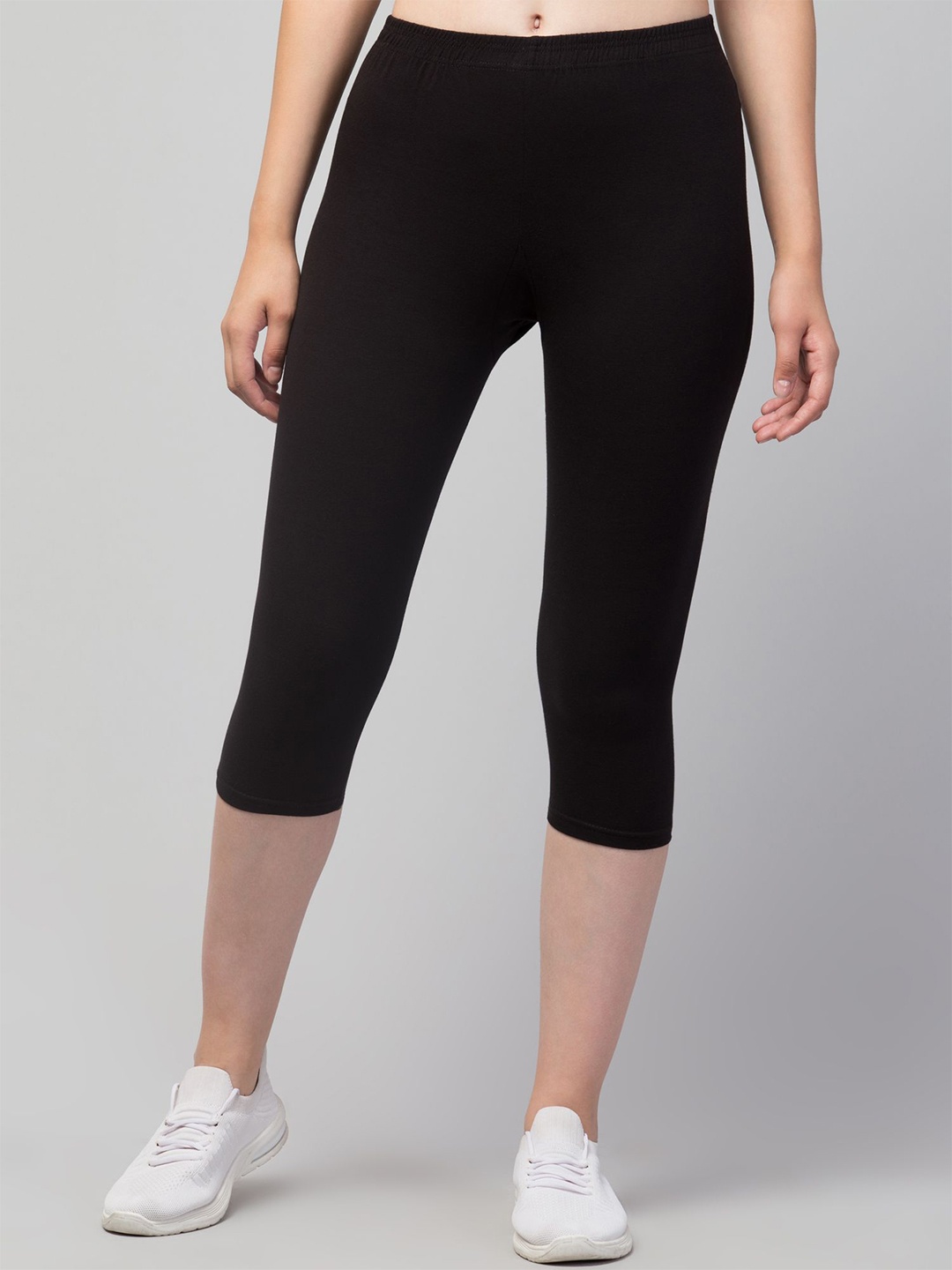 

DRAXSTAR Women Skinny Fit Capris, Black