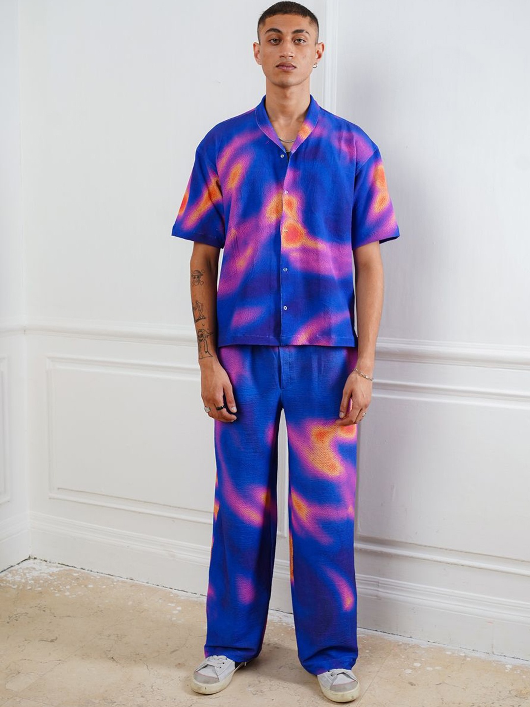 

Big Bunny Abstract Printed Shawl Collar Shirt With Trousers, Blue