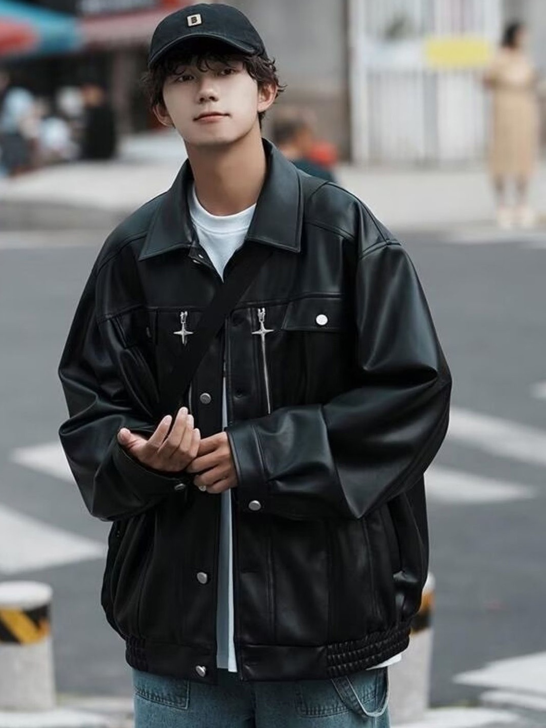 

HERE&NOW Men Spread Collar Solid Leather Casual Leather Jacket, Black