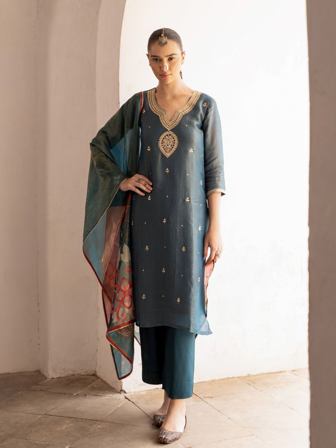 

KARAJ JAIPUR Floral Embroidered Gotta Patti Chanderi Cotton Kurta With Trousers & Dupatta, Blue