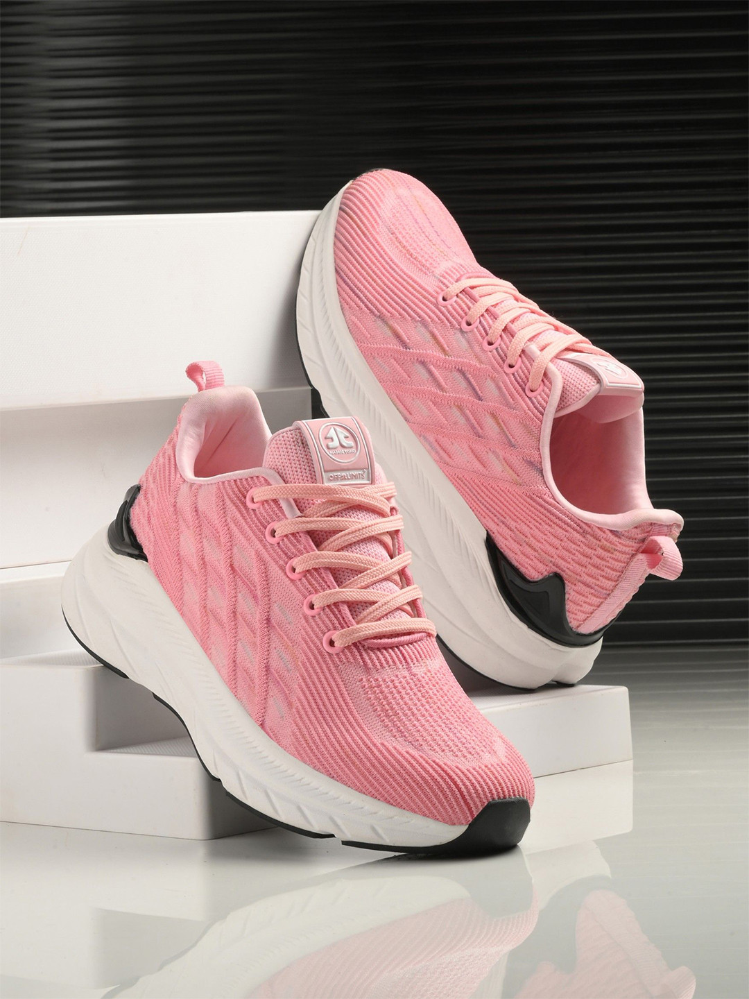 

OFF LIMITS Women Mesh Running Non-Marking Shoes, Pink