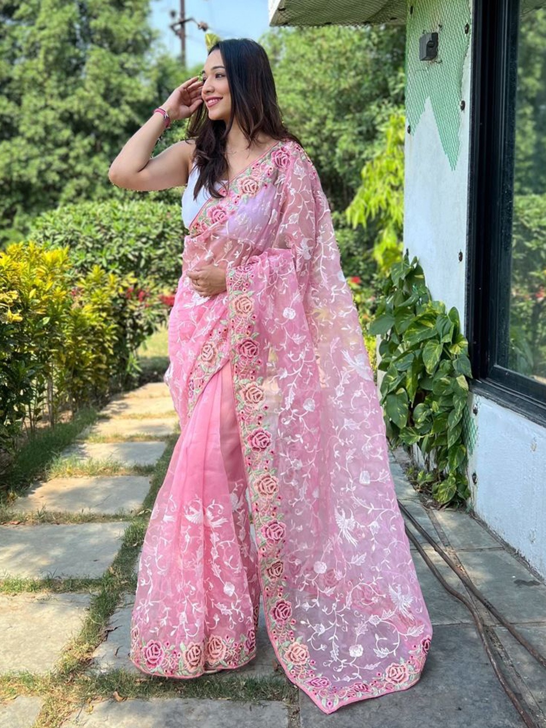 

Anouk Floral Embroidered Organza Saree, Pink