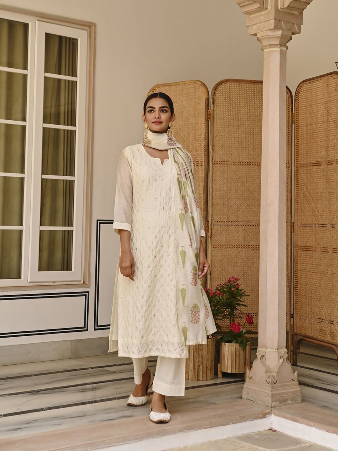 

KARAJ JAIPUR Floral Embroidered Chanderi Cotton Kurta With Trousers & Dupatta, Cream