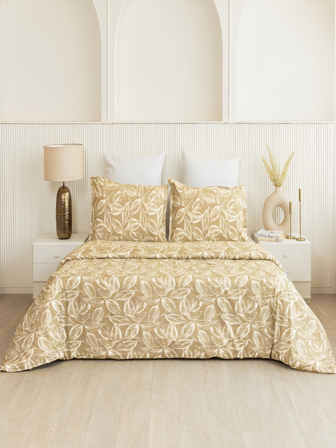 

HOMEMONDE Yellow & White Floral Printed 210 TC Pure Cotton Single Size Duvet Cover, Gold