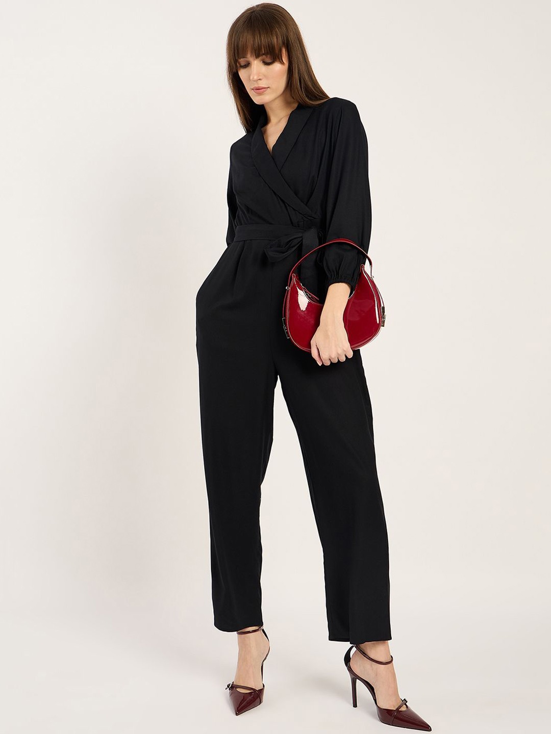 

FEMMELLA Shawl Neck Basic Jumpsuit, Black