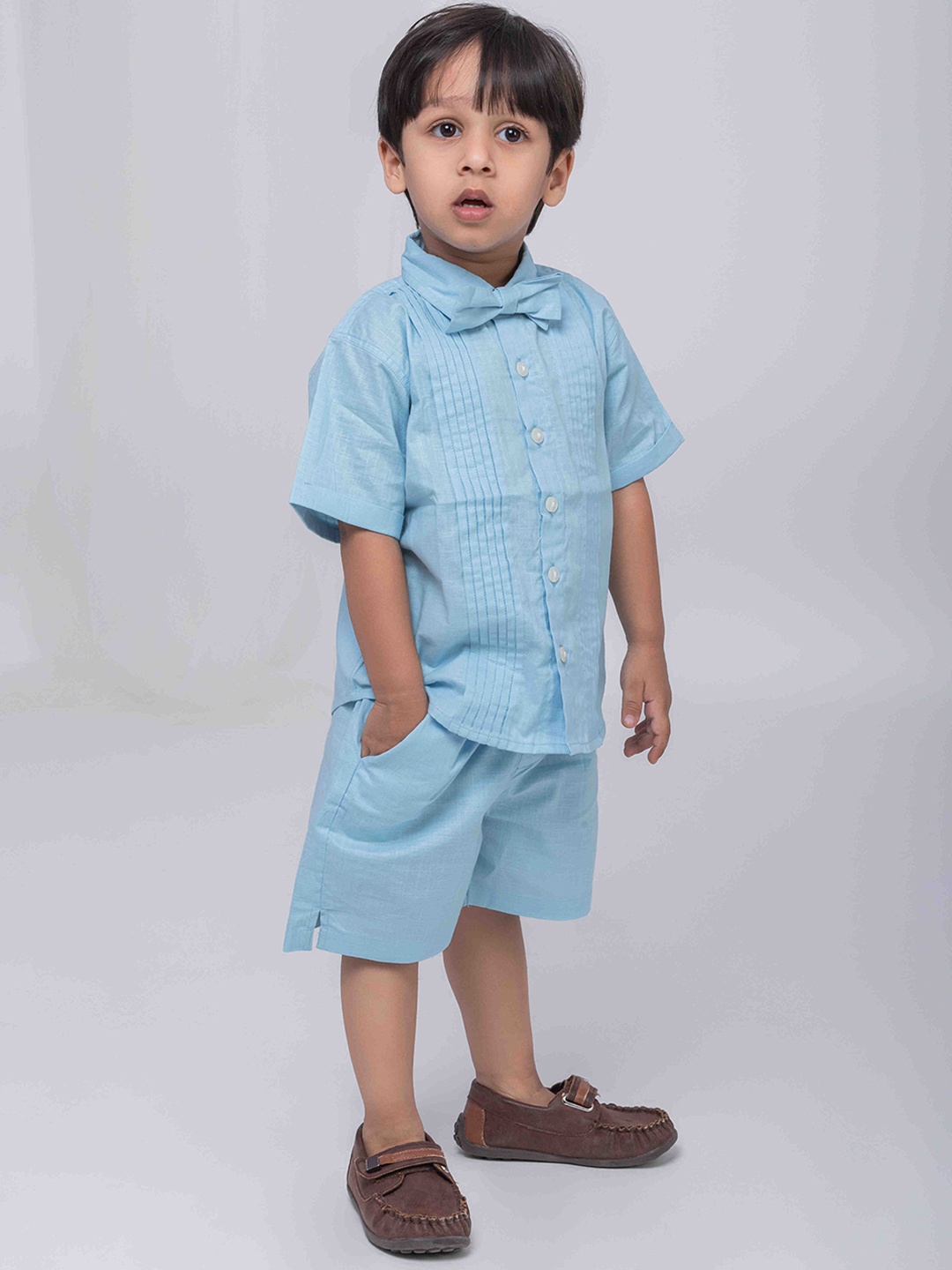 

MASU LIVING Boys Shirt Collar Short Sleeves Linen Shirt With Shorts With Bow-Tie, Blue