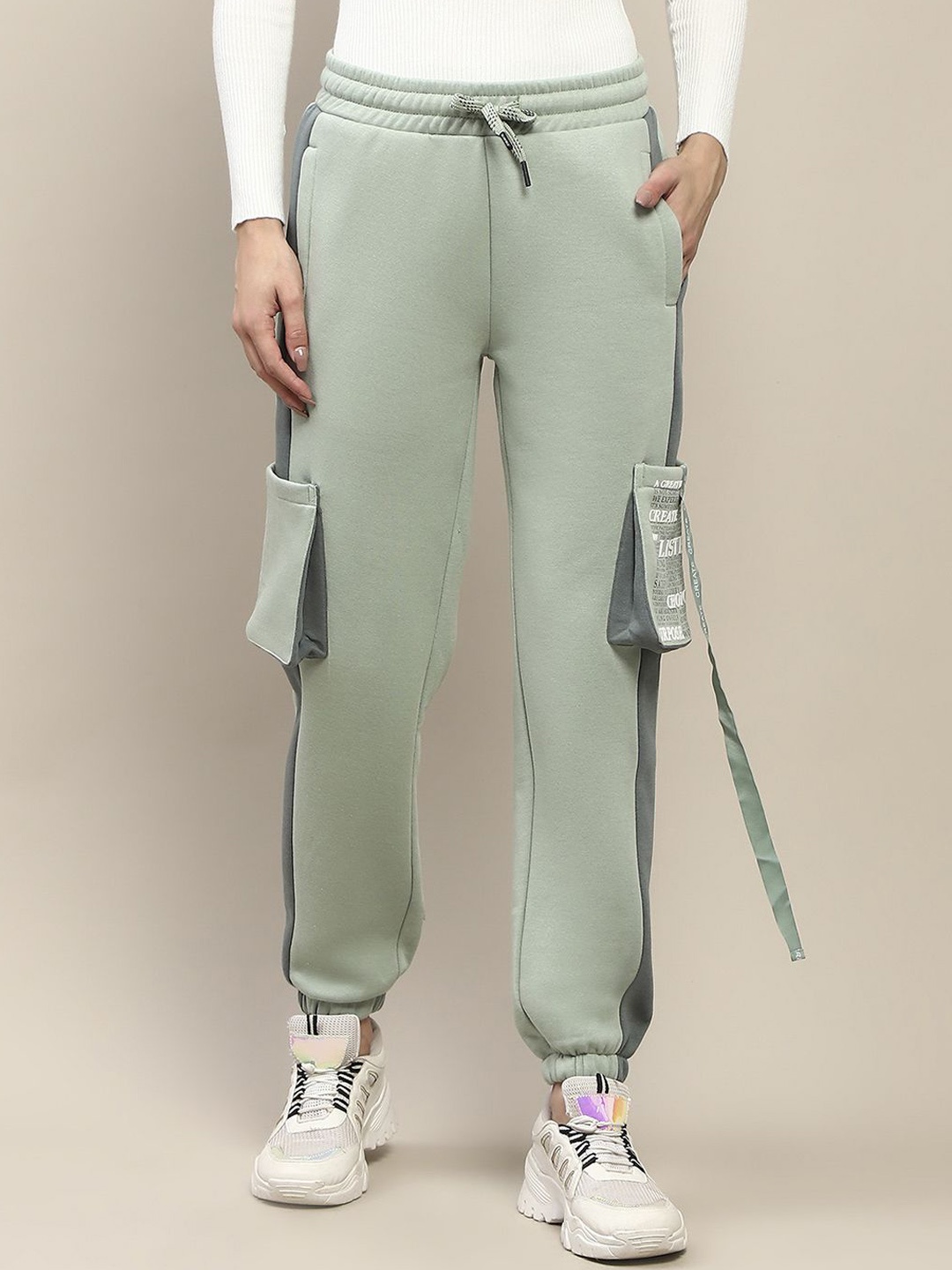 

MADAME M SECRET Women Mid Rise Joggers, Green