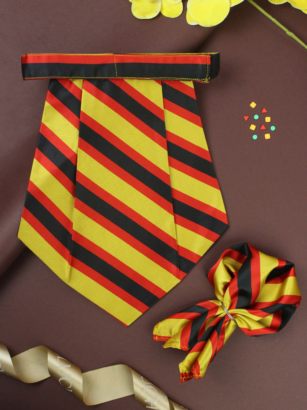 

PELUCHE Men Cravat & Pocket Square set, Yellow