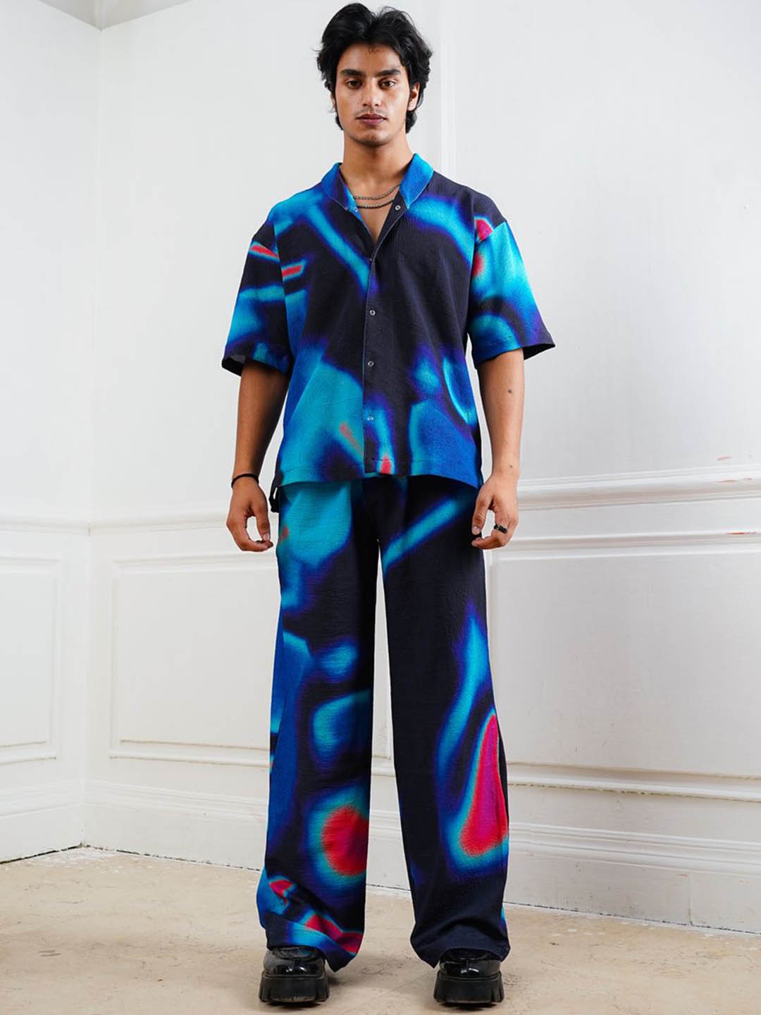 

Big Bunny Abstract Printed Shawl Neck Shirt With Trousers, Blue