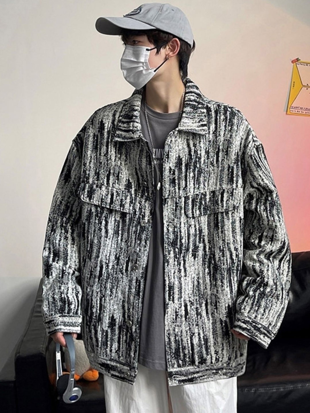 

HERE&NOW Men Spread Collar Abstract Printed Casual Tailored Jacket, Black