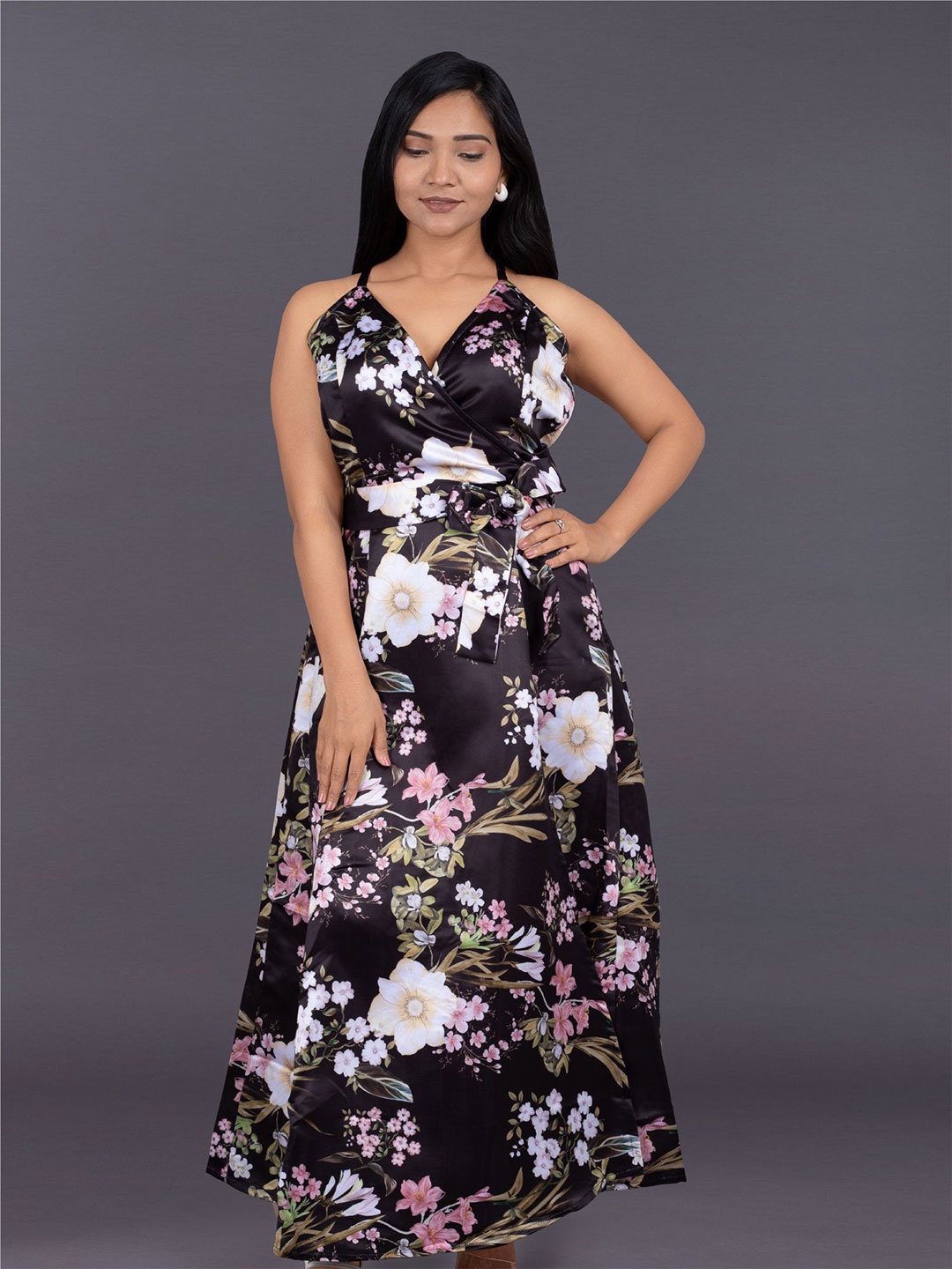 

La Aimee Floral Print Crepe Maxi Dress, Black