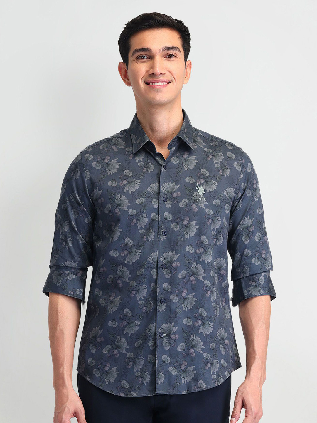 

U.S. Polo Assn. Denim Co. Men Spread Collar Floral Printed Cotton Slim Fit Casual Shirt, Blue