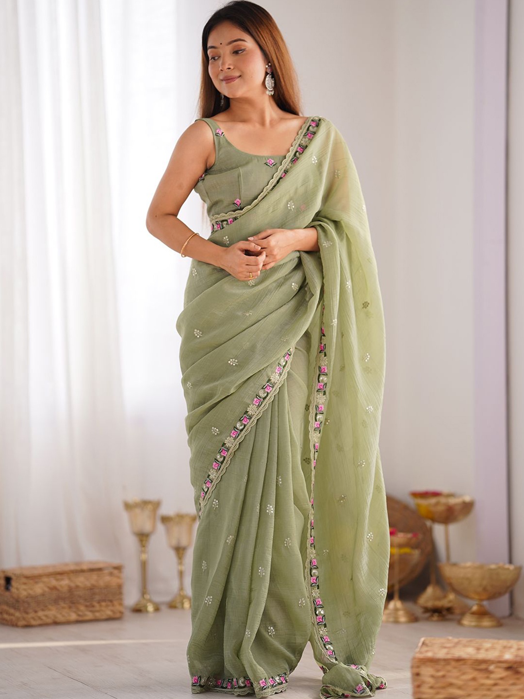 

Mitera Floral Silk Blend Saree, Green