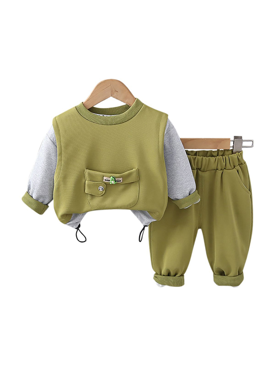 

StyleCast x Revolte Boys Green & Grey Colourblocked T-shirt with Trousers