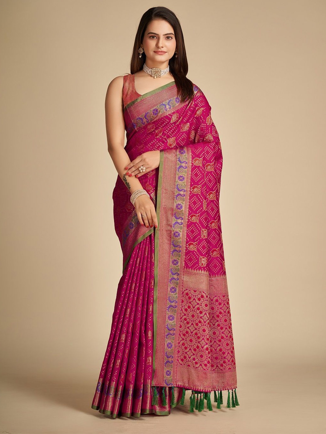 

SHOBHA SAREES Woven Design Zari Pure Silk Patola Saree, Pink