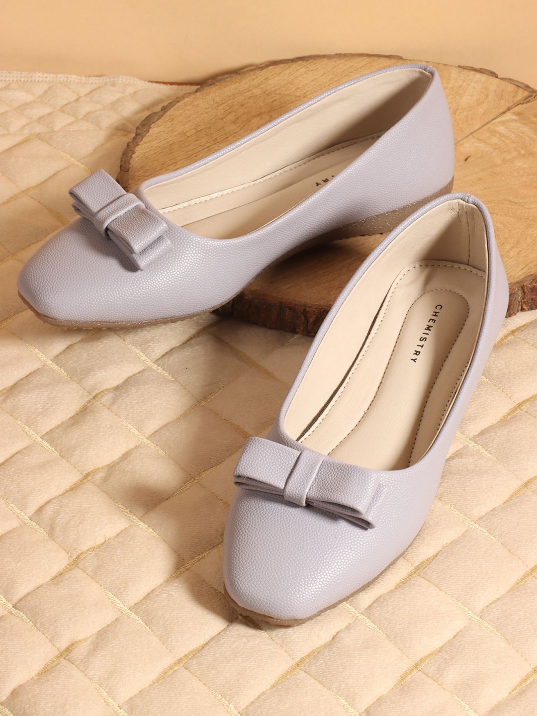 

Chemistry Women Embellished Ballerinas with Bows Flats, Lavender