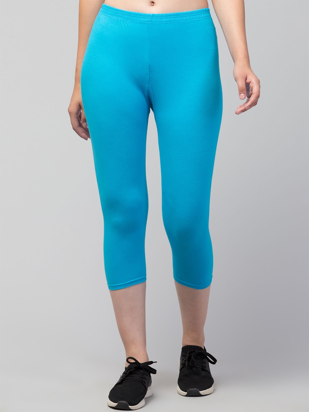 

DRAXSTAR Women Skinny Fit Capris, Blue