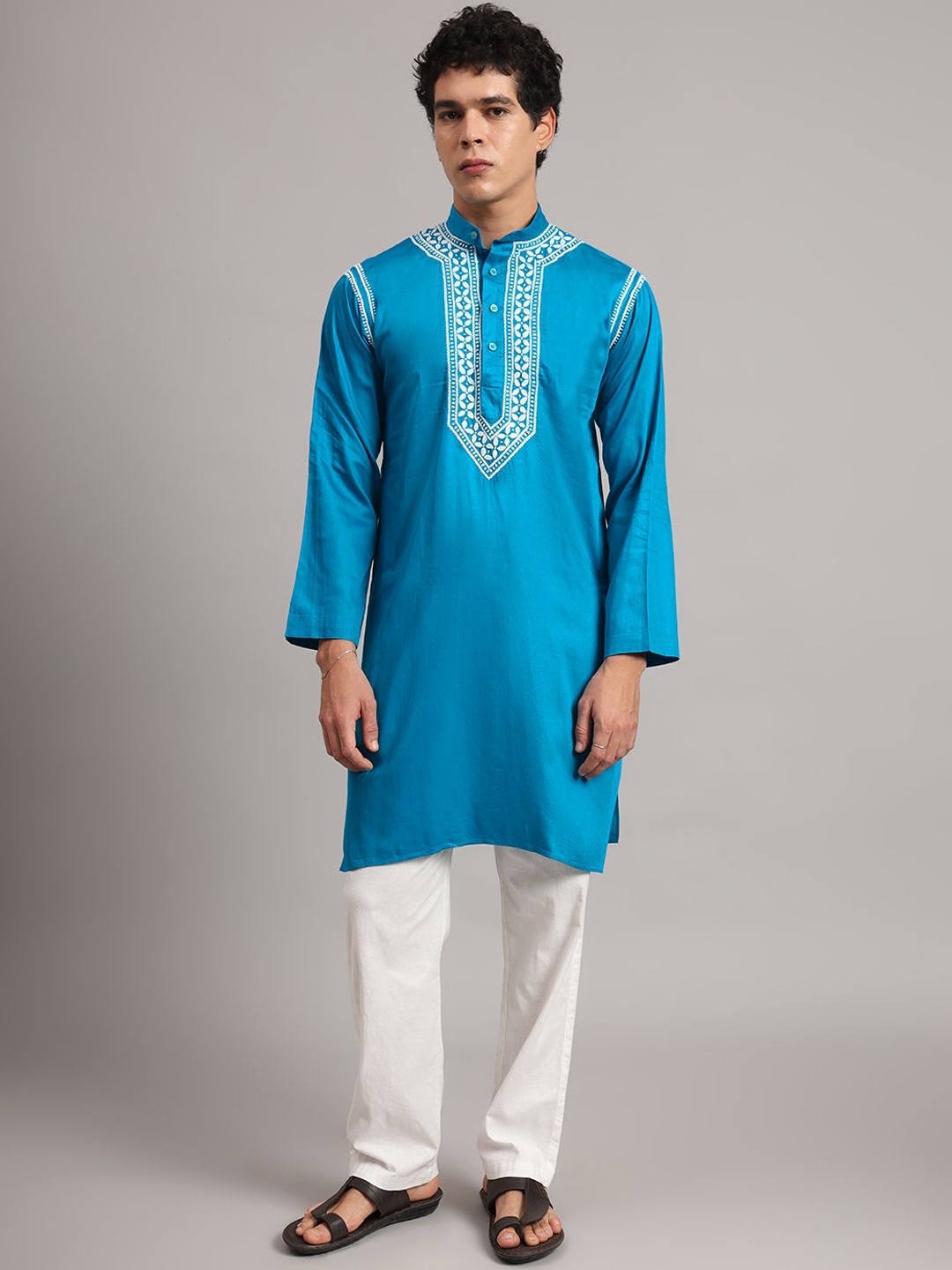 

The Chikan Label Men Hand Embroidered Chikankari Cotton Ethnic Wear Kurta, Blue
