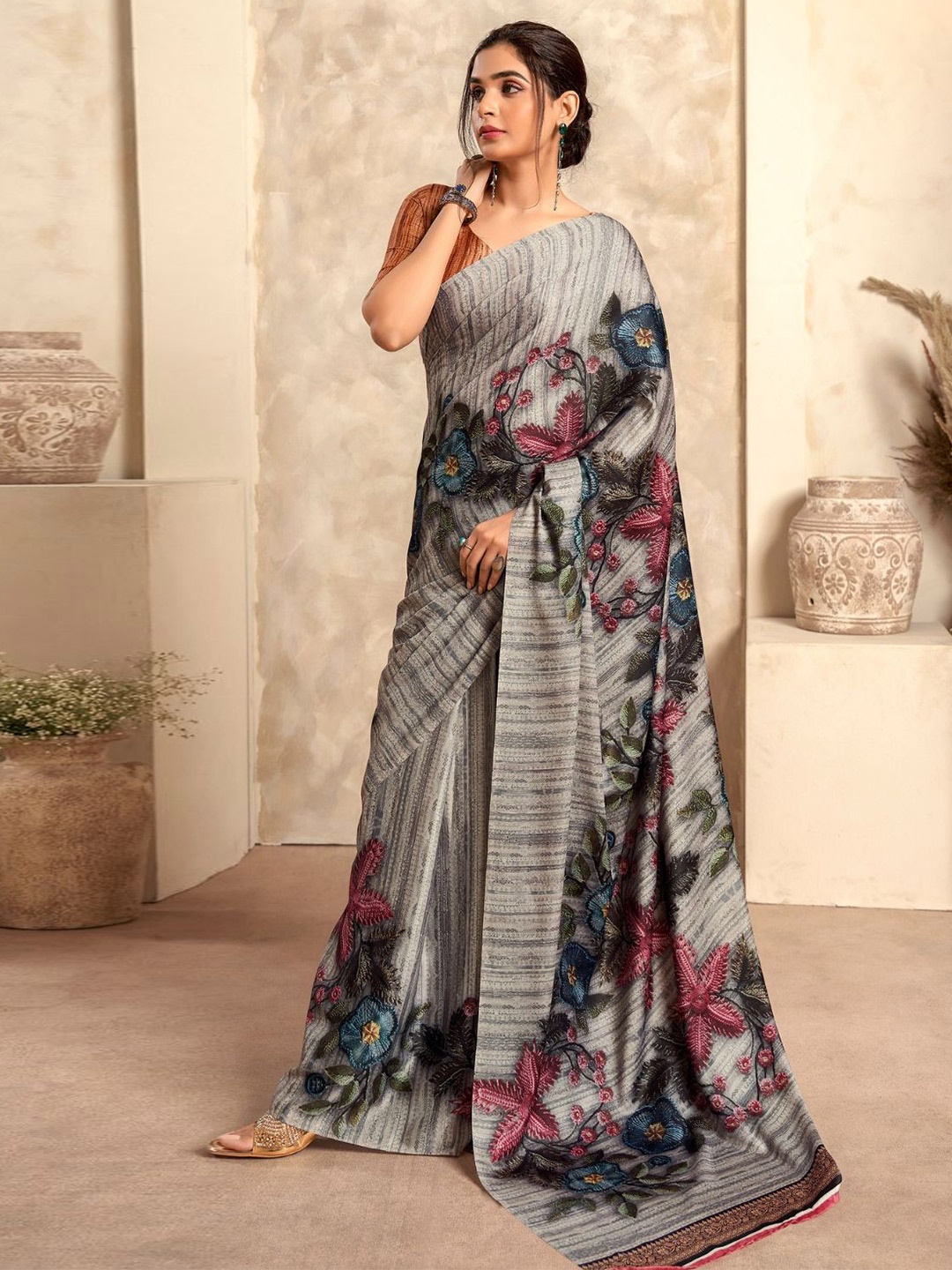 

DEVATITHI Floral Satin Saree, Brown
