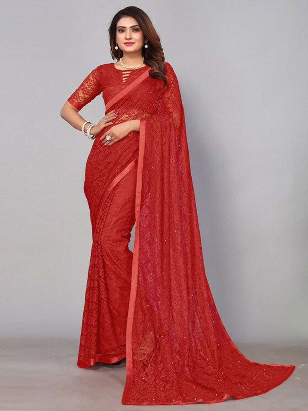 

VRAGI Beads and Stones Net Maheshwari Saree, Red