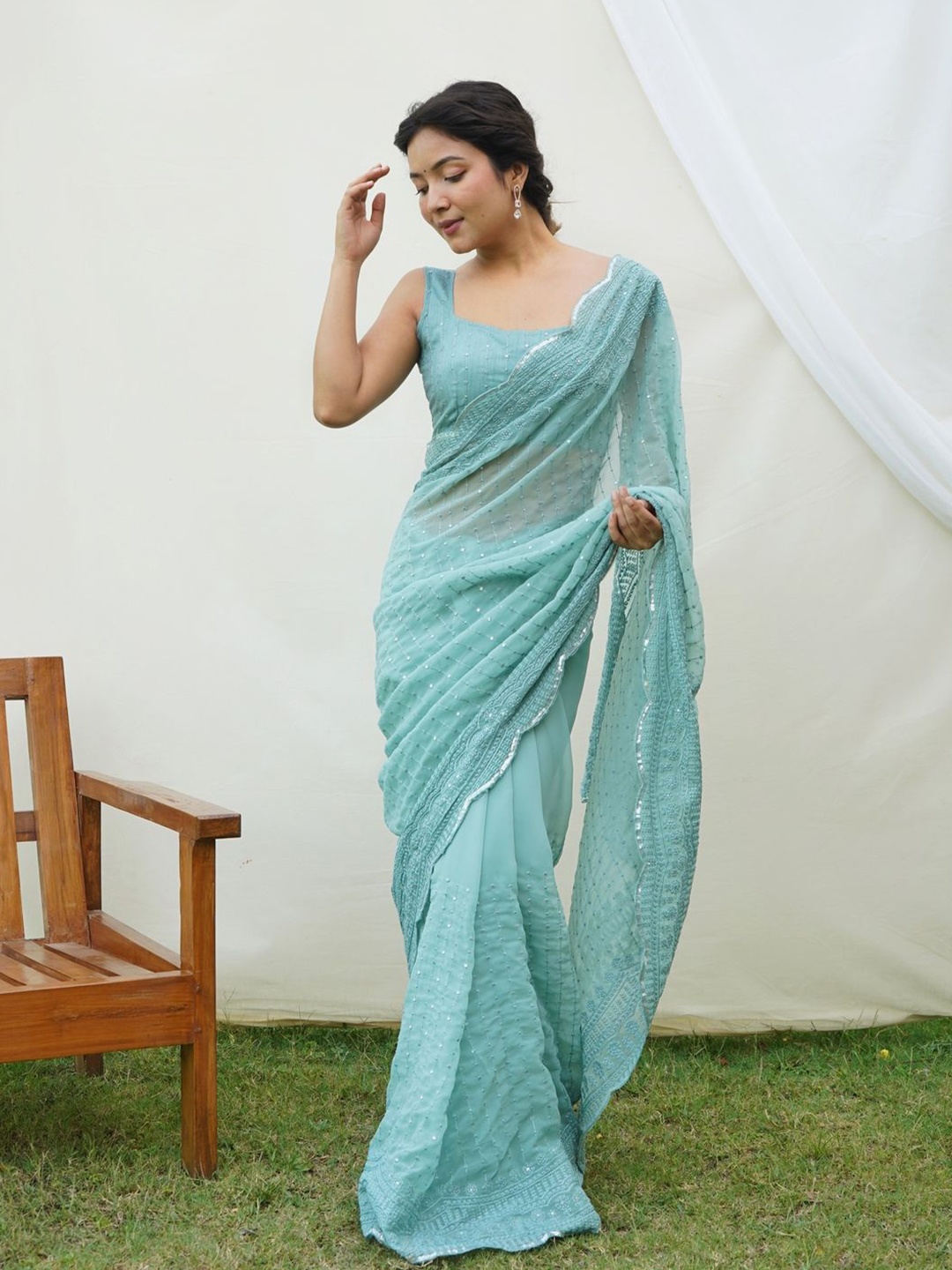 

Anouk Embroidered Pure Georgette Saree, Sea green