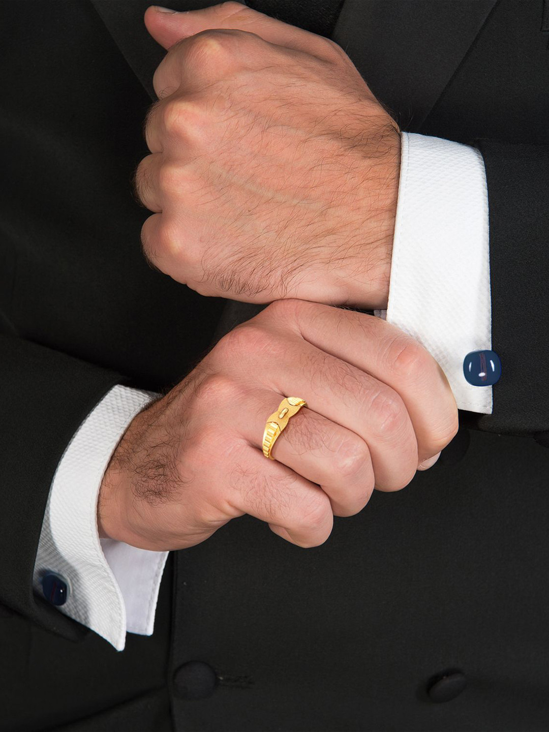 

Joyalukkas Men 22 Kt Gold Ring