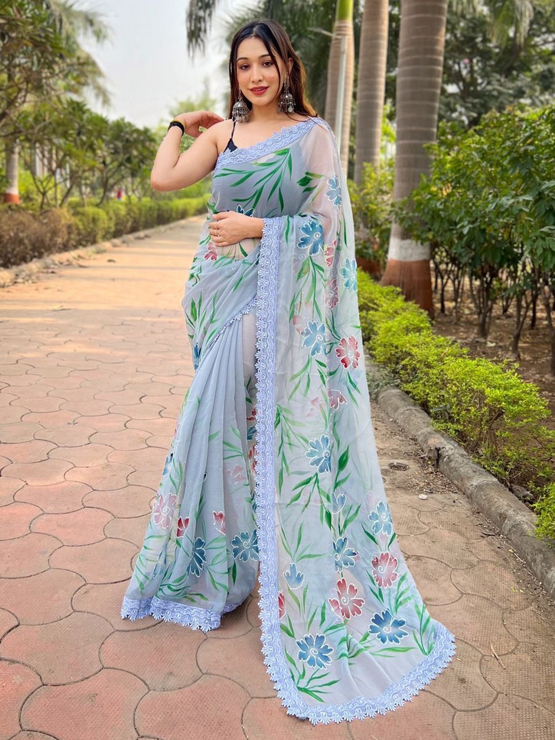 

Anouk Floral Printed Embroidered Saree, Grey