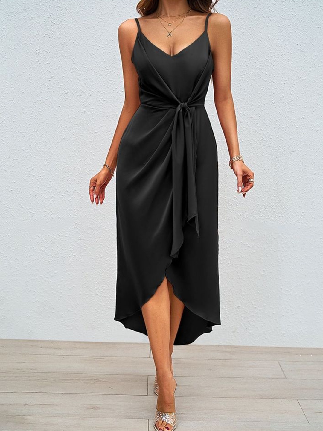 

LULU & SKY Midi Dress, Black