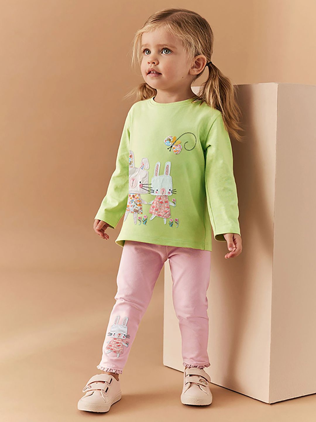 

JC SPARKLE Girls Self Design Drop Shoulders Pure Cotton Sweatshirt With Trousers, Green