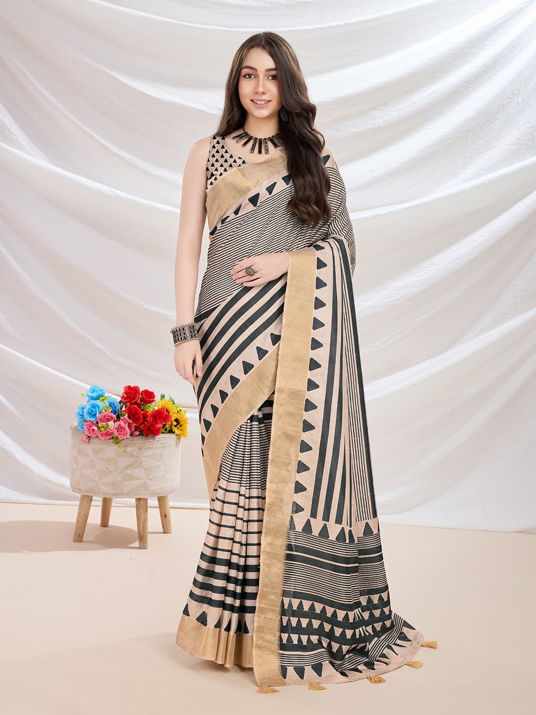 

Mitera Striped Zari Silk Blend Saree, Beige