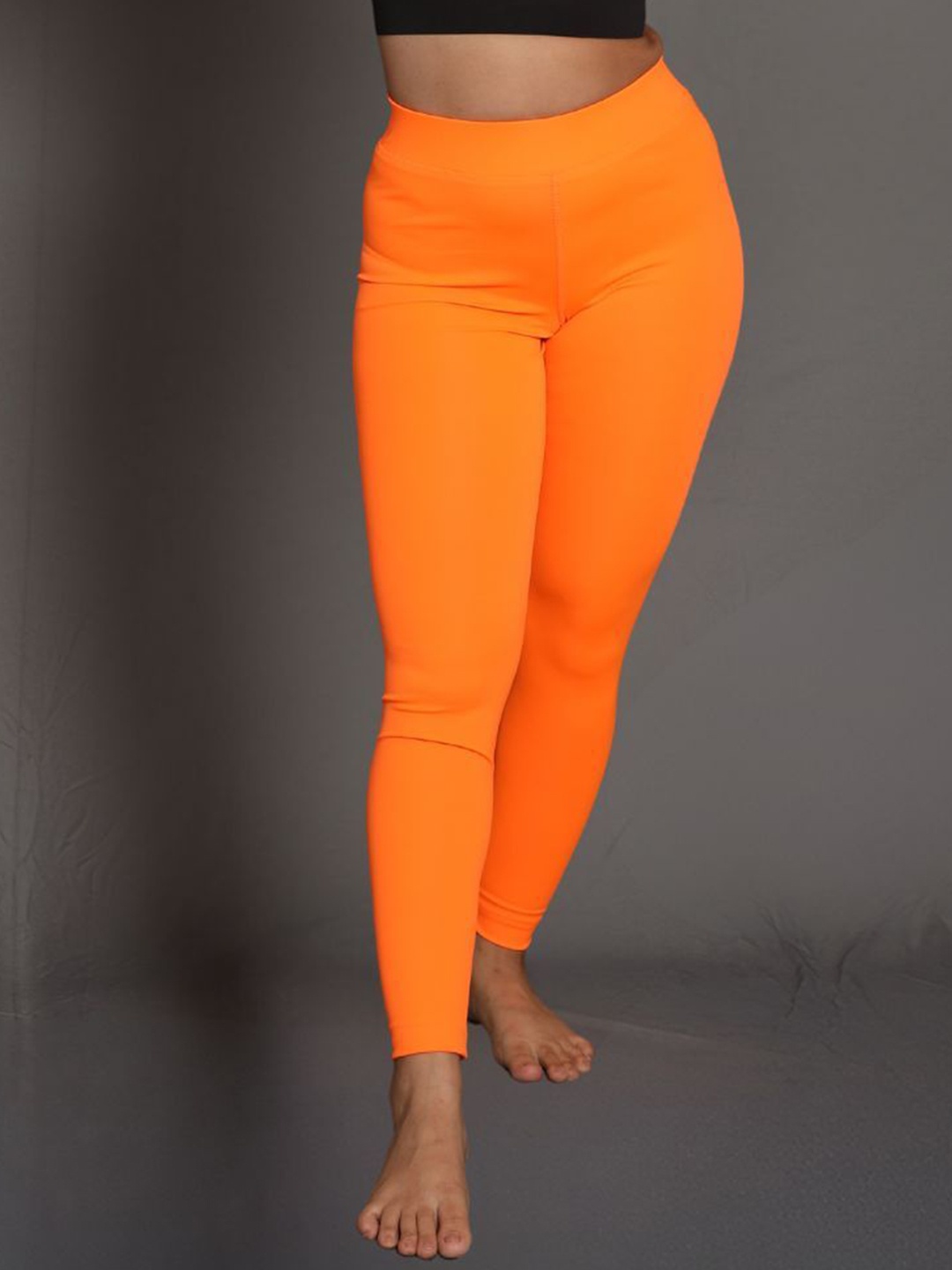 

Deevaz High-Rise Ankle-Length Tights, Orange