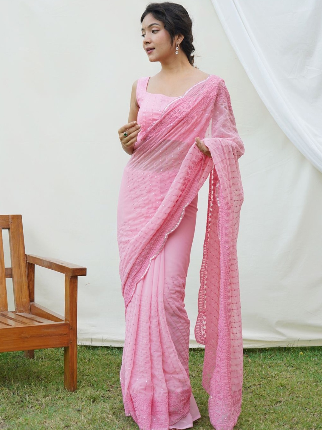 

Anouk Embroidered Pure Georgette Saree, Pink