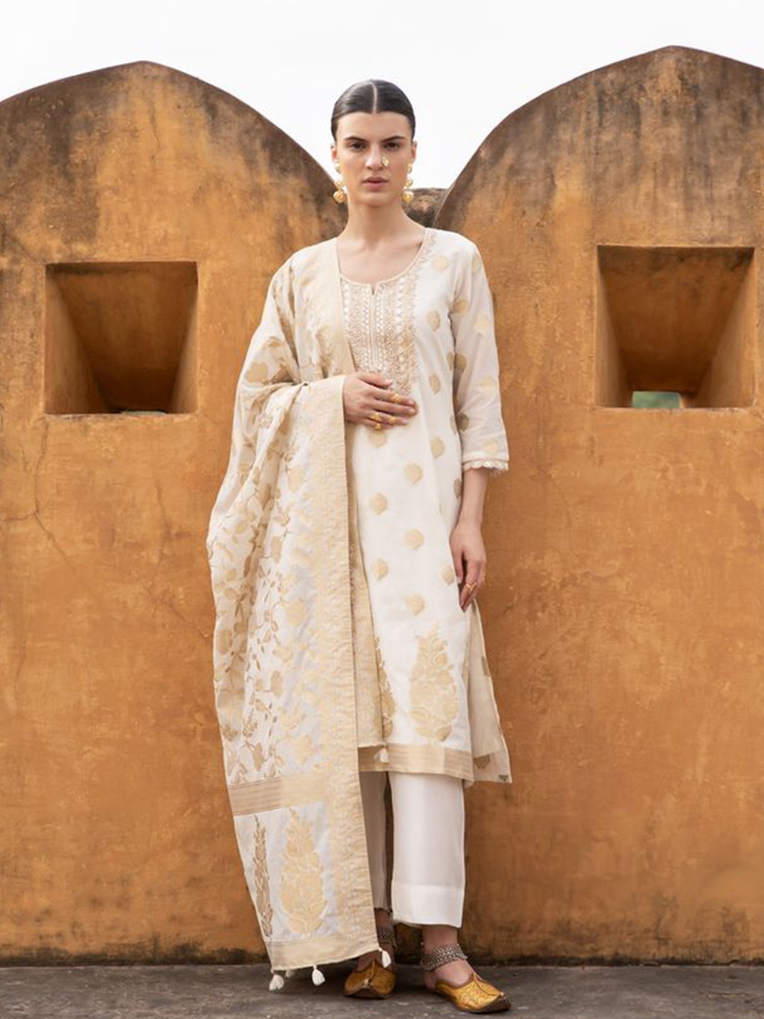 

KARAJ JAIPUR Floral Embroidered Chanderi Cotton Straight Kurta With Trouser & Dupatta, Cream