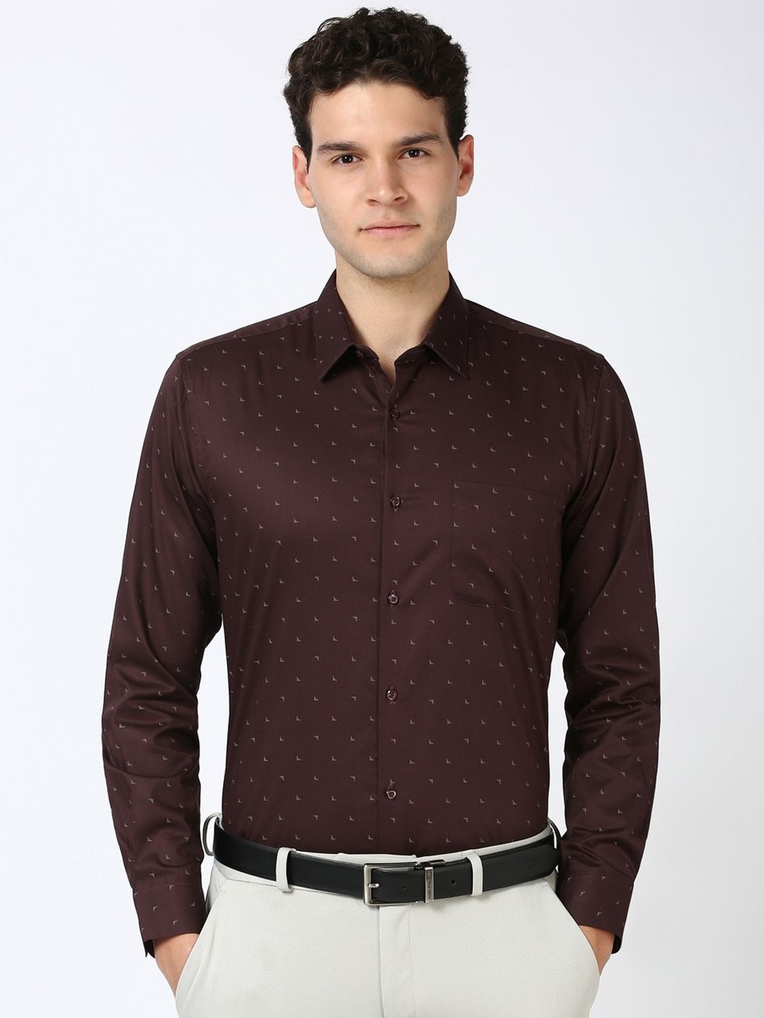 

Peter England Men Spread Collar Micro Ditsy Printed Cotton Slim Fit Formal Shirt, Maroon