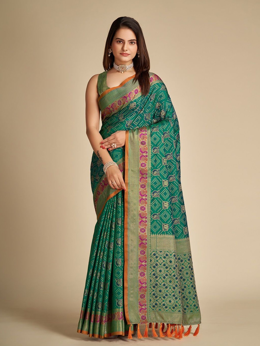 

SHOBHA SAREES Ethnic Motifs Zari Pure Silk Patola Saree, Green
