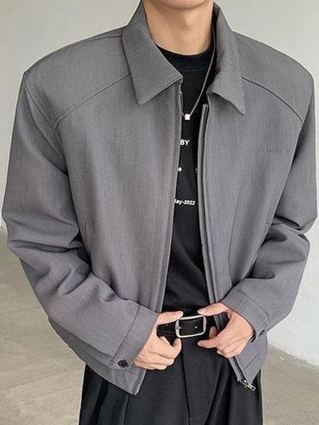 

HERE&NOW Men Spread Collar Solid Casual Tailored Jacket, Grey