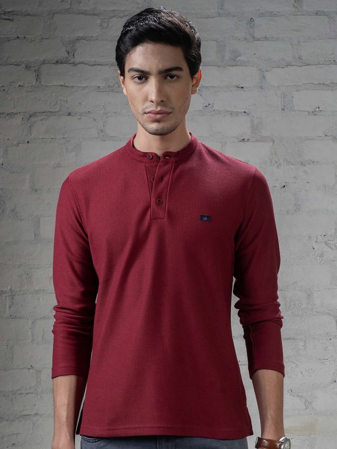 

Turtle Men Solid Henley Neck Pure Cotton Slim Fit T-shirt, Maroon