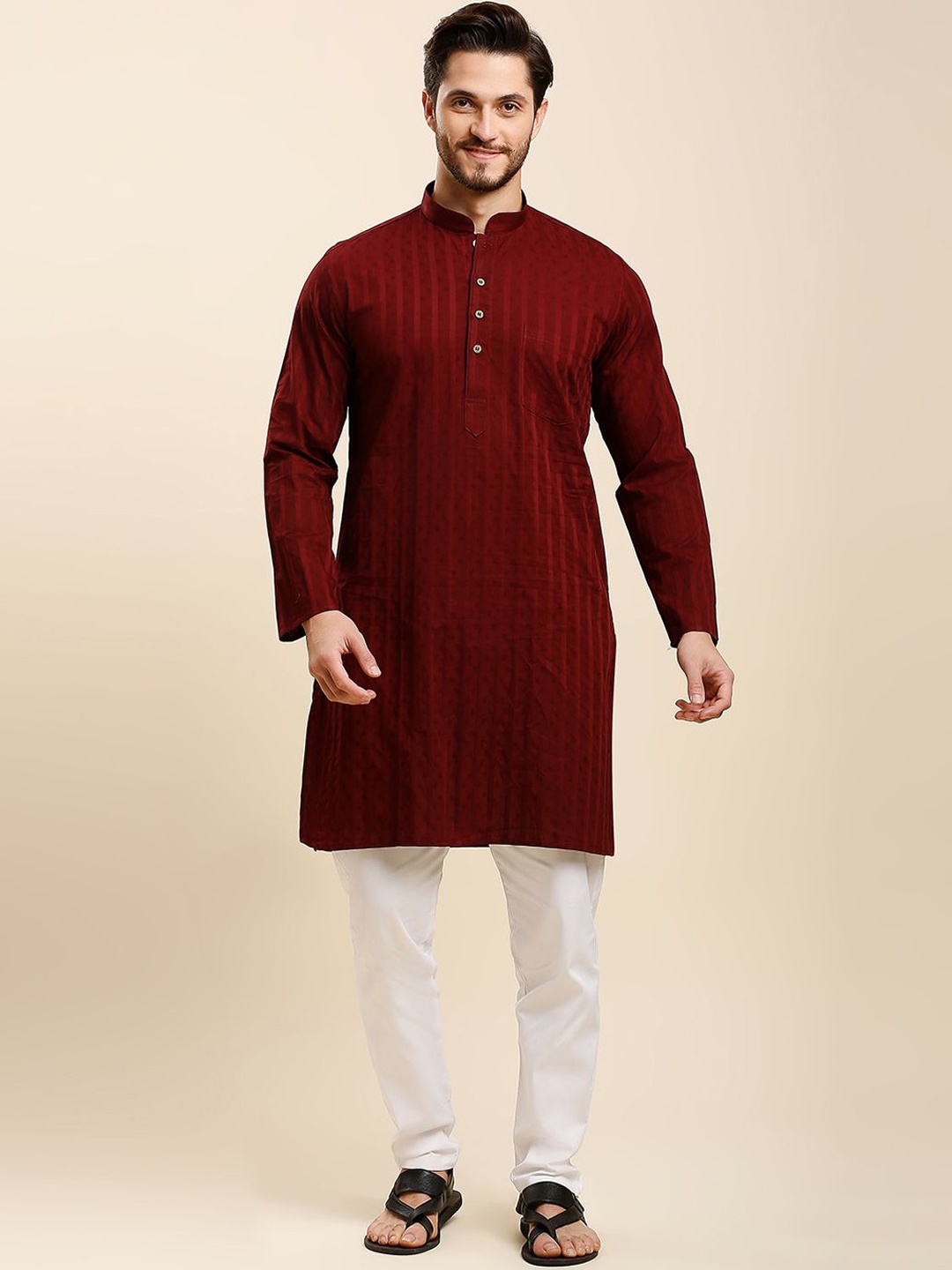 

RAJUBHAI HARGOVINDAS Striped Mandarin Collar Long Sleeves Cotton Straight Kurta, Maroon