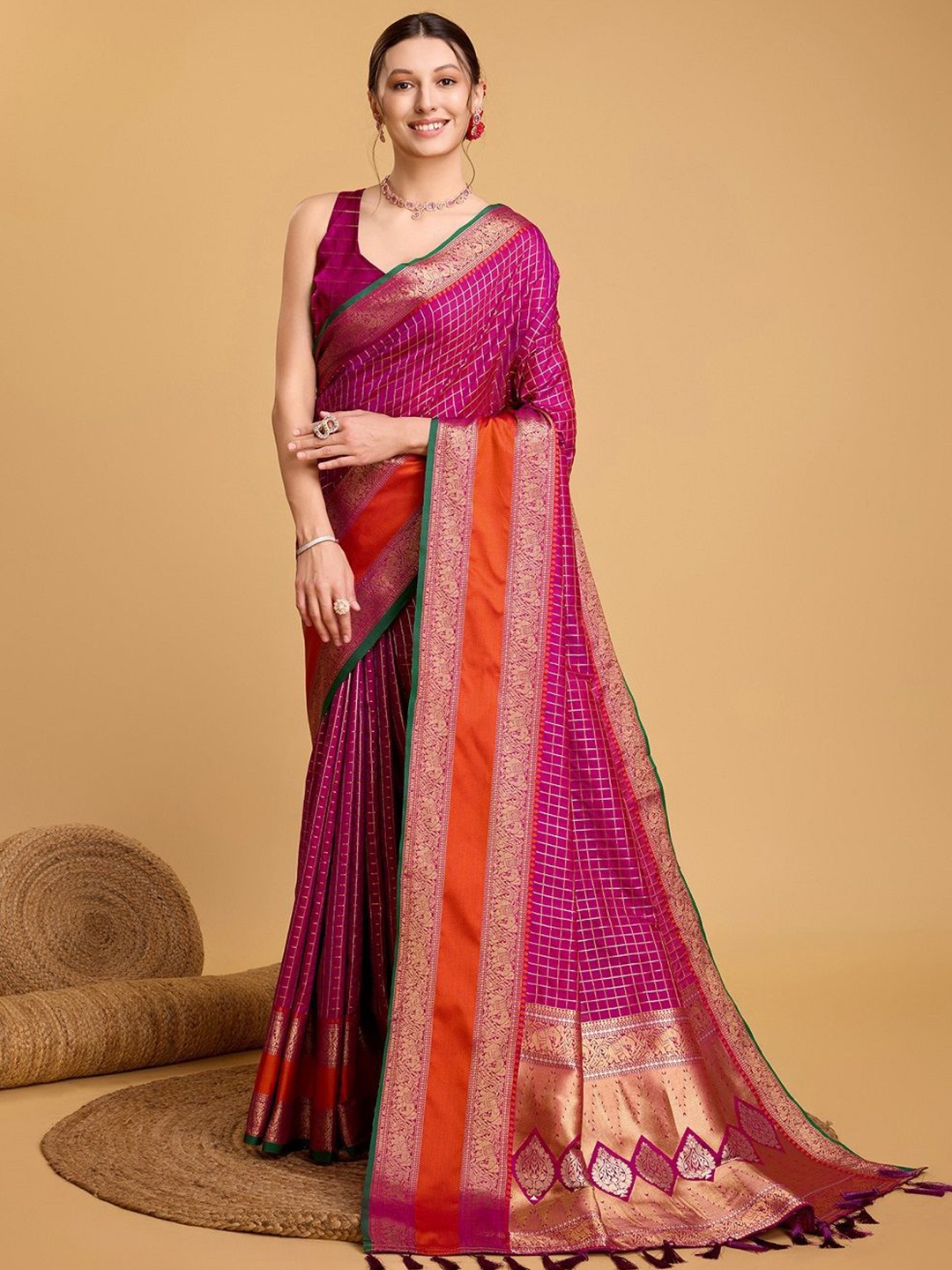 

LEOSAGI Woven Design Zari Pure Silk Banarasi Saree, Pink