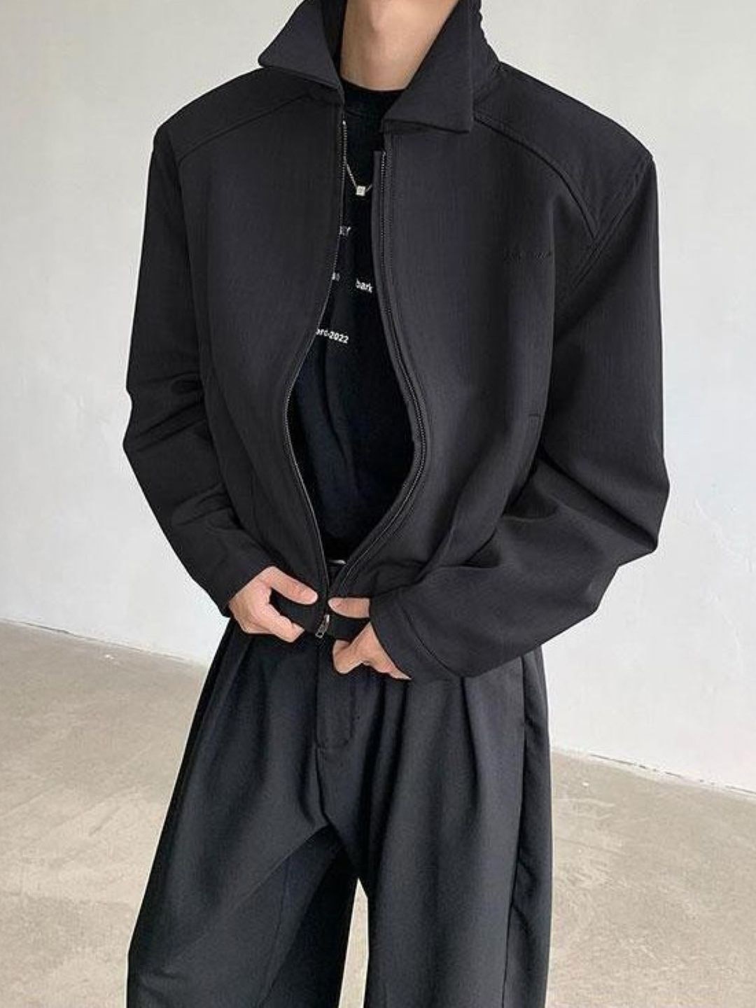 

HERE&NOW Men Spread Collar Solid Casual Tailored Jacket, Black