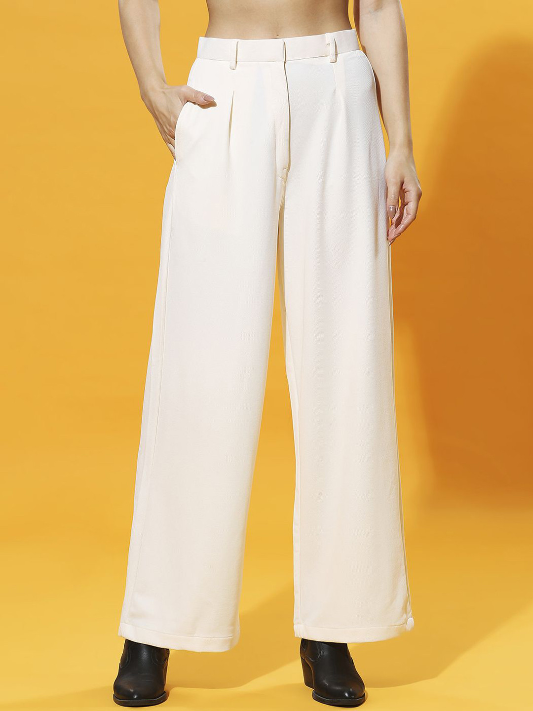 

HERE&NOW Women High-Rise Pleated Trousers, White