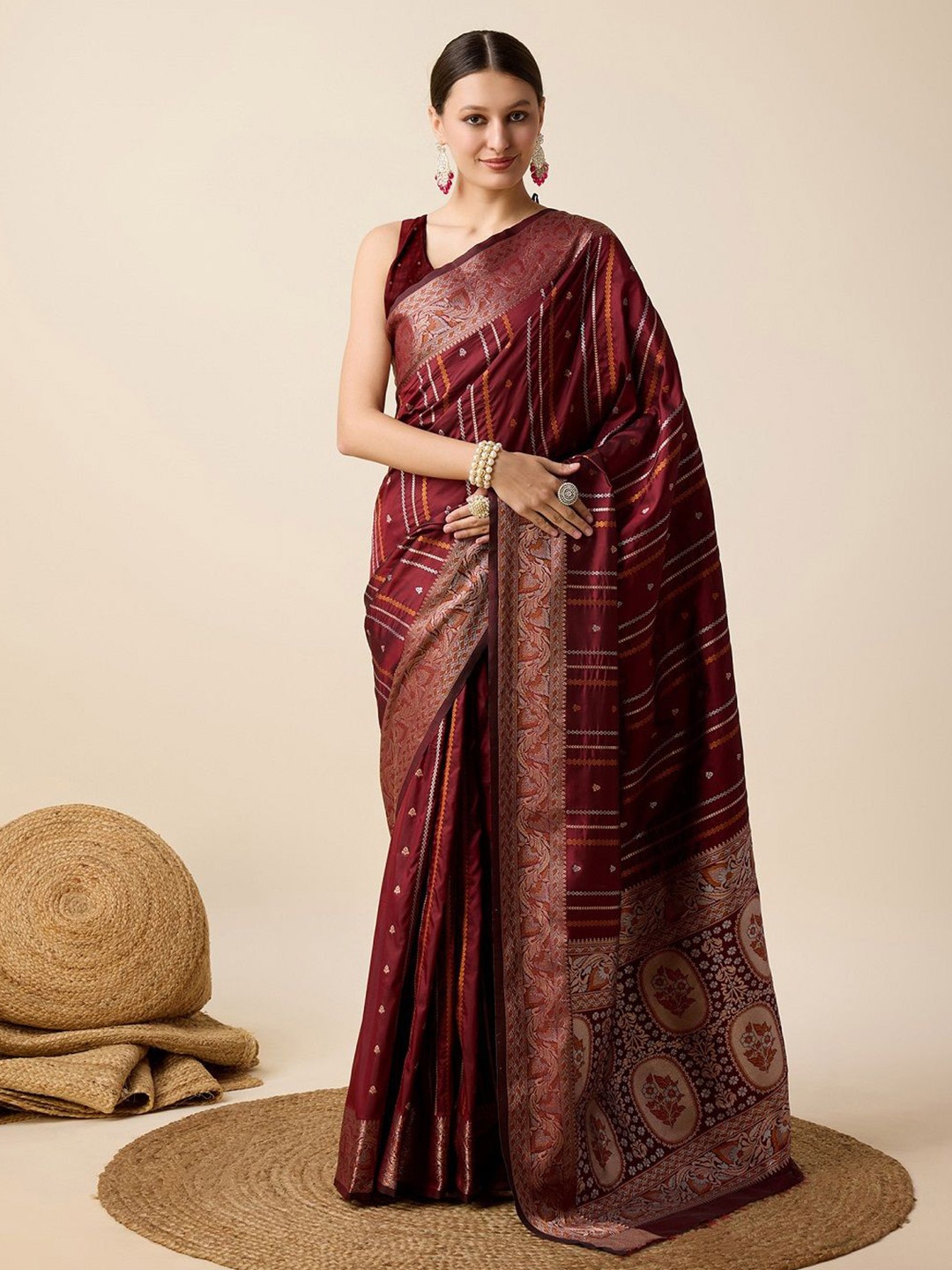 

LEOSAGI Woven Design Zari Pure Silk Kanjeevaram Saree, Maroon