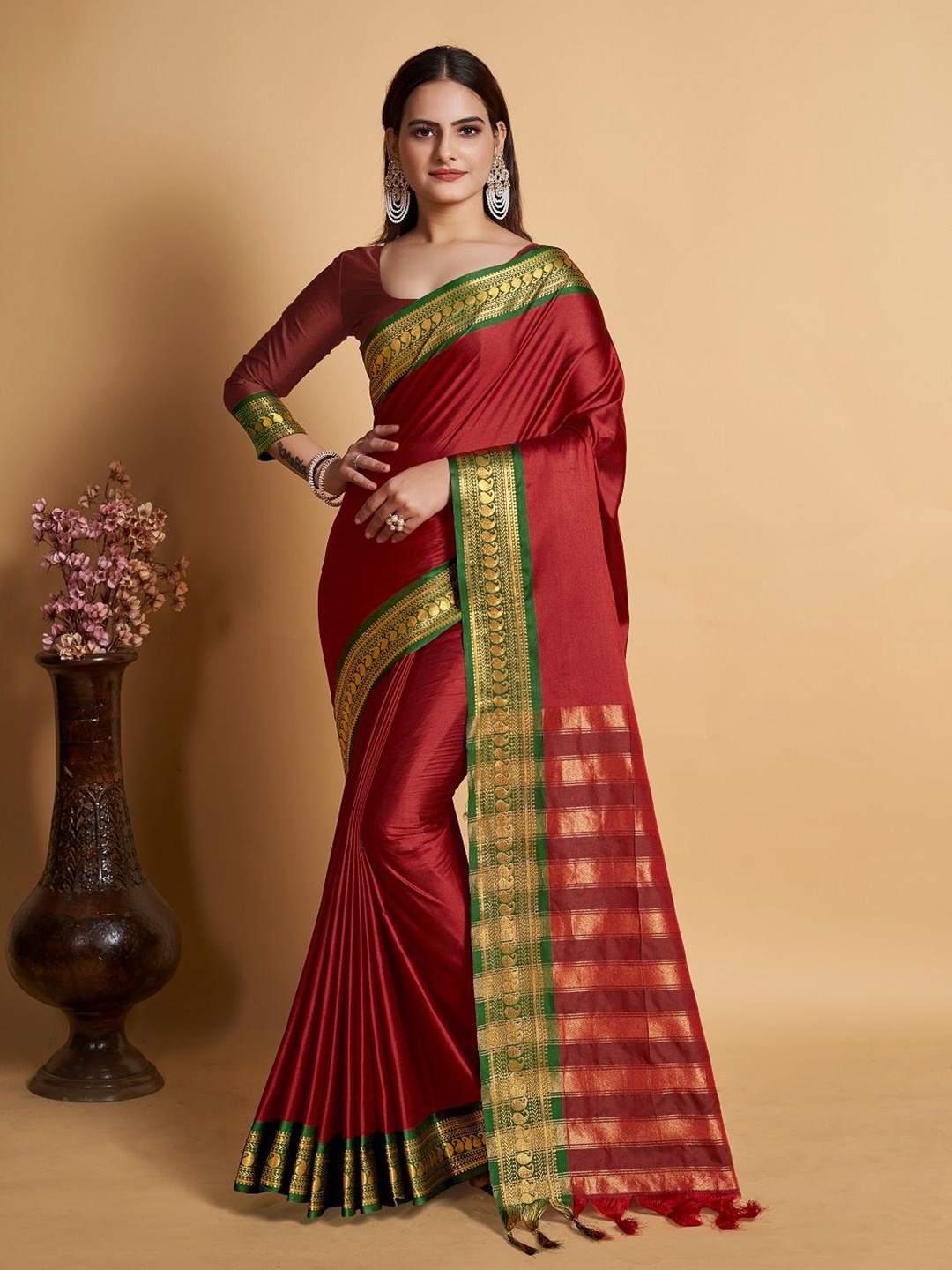 

LEOSAGI Embellished Zari Pure Silk Kanjeevaram Saree, Maroon