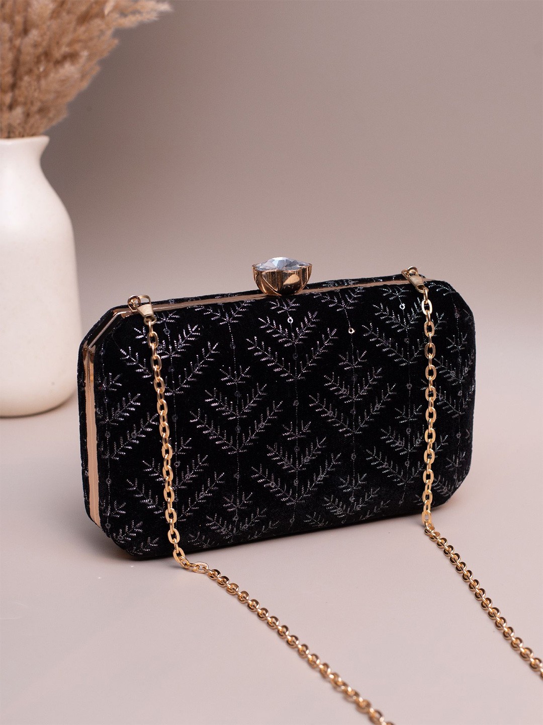 

ARTKLIM Embroidered Sequins Box Clutch, Black