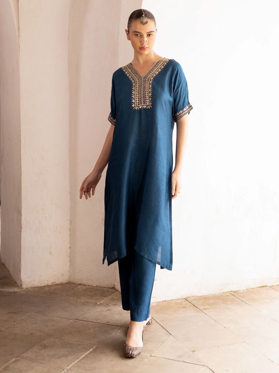 

KARAJ JAIPUR Yoke Design Regular Thread Work Chanderi Cotton Kurta with Trousers, Blue