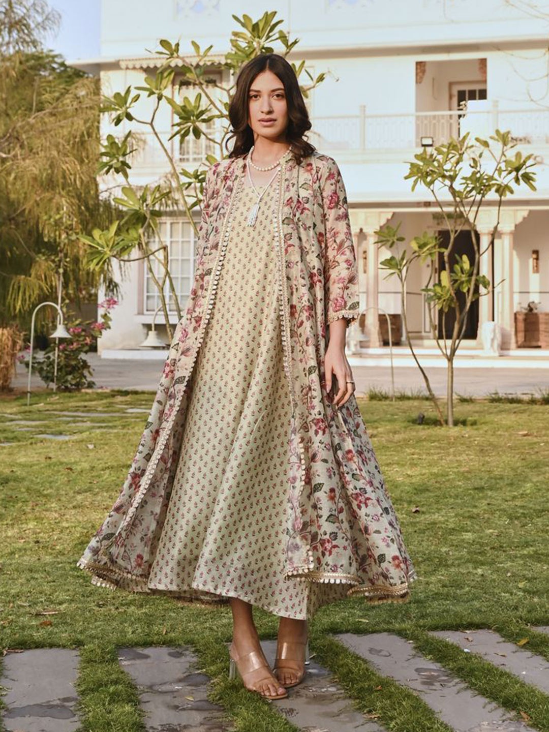 

KARAJ JAIPUR Floral Printed Ethnic Dress With Jacket, Green