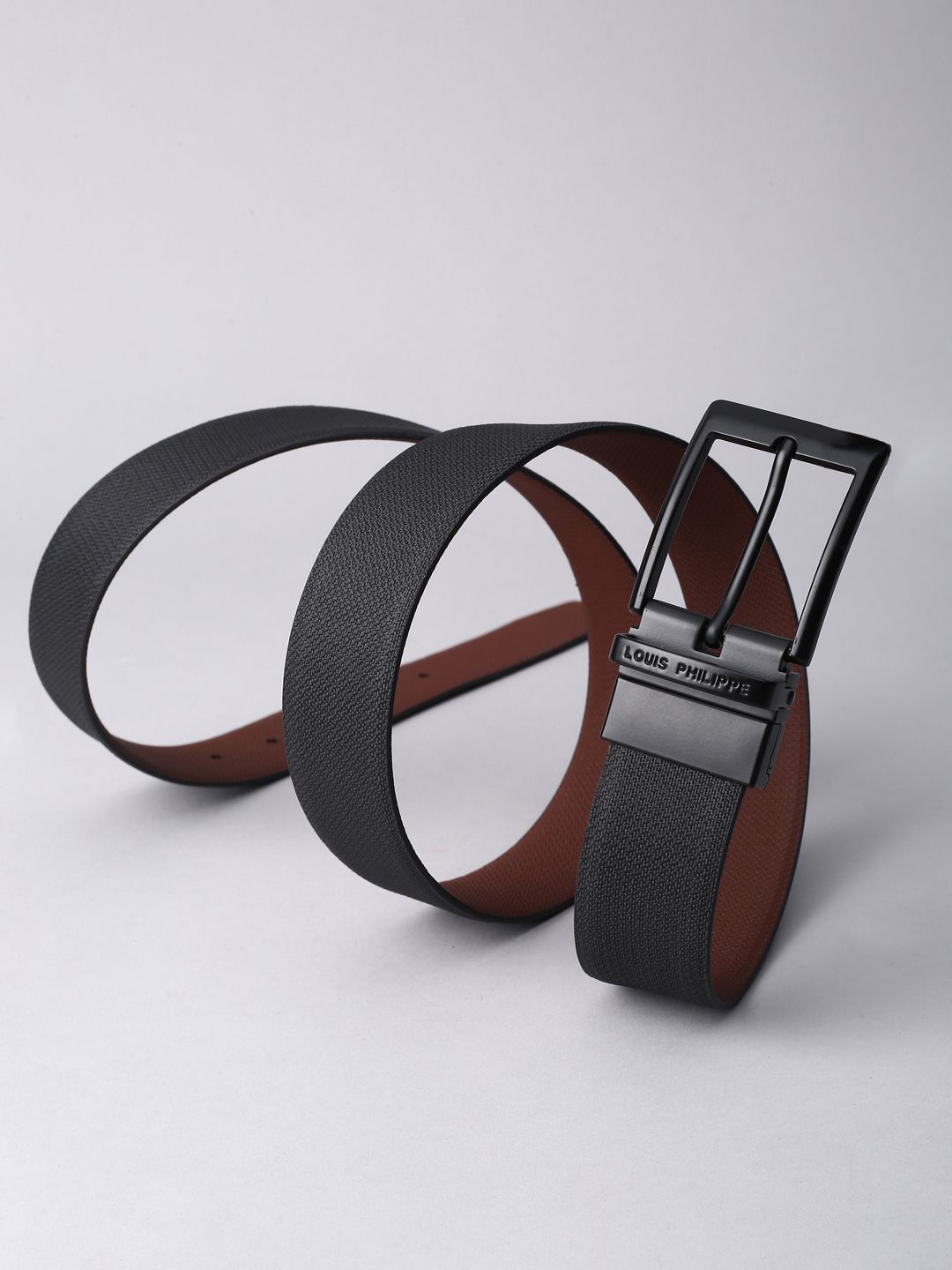 

Louis Philippe Men Textured Leather Reversible Formal Belt, Black