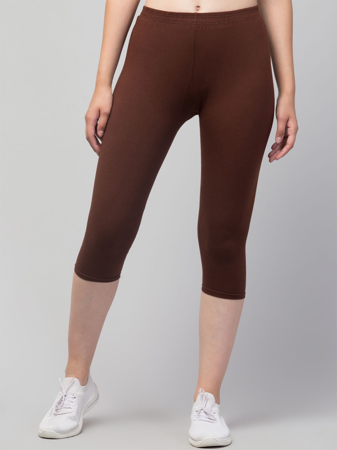 

HIRRUX Women Skinny Fit Capris, Brown