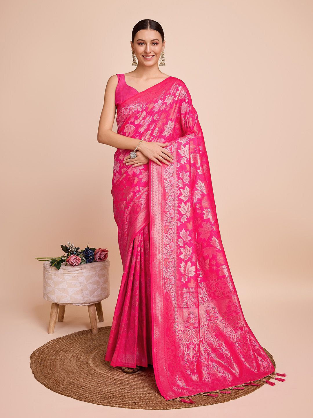 

LEOSAGI Woven Design Zari Pure Silk Designer Saree, Pink