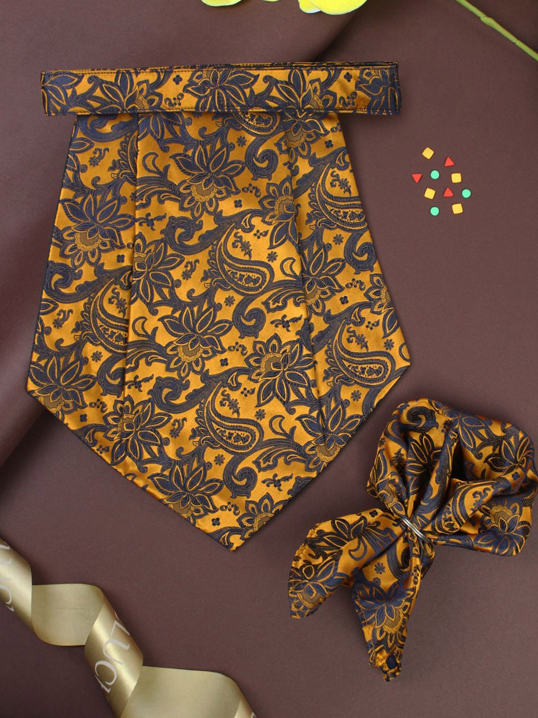 

PELUCHE Men Printed Cravat, Brown